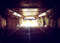tunnel-916212__180